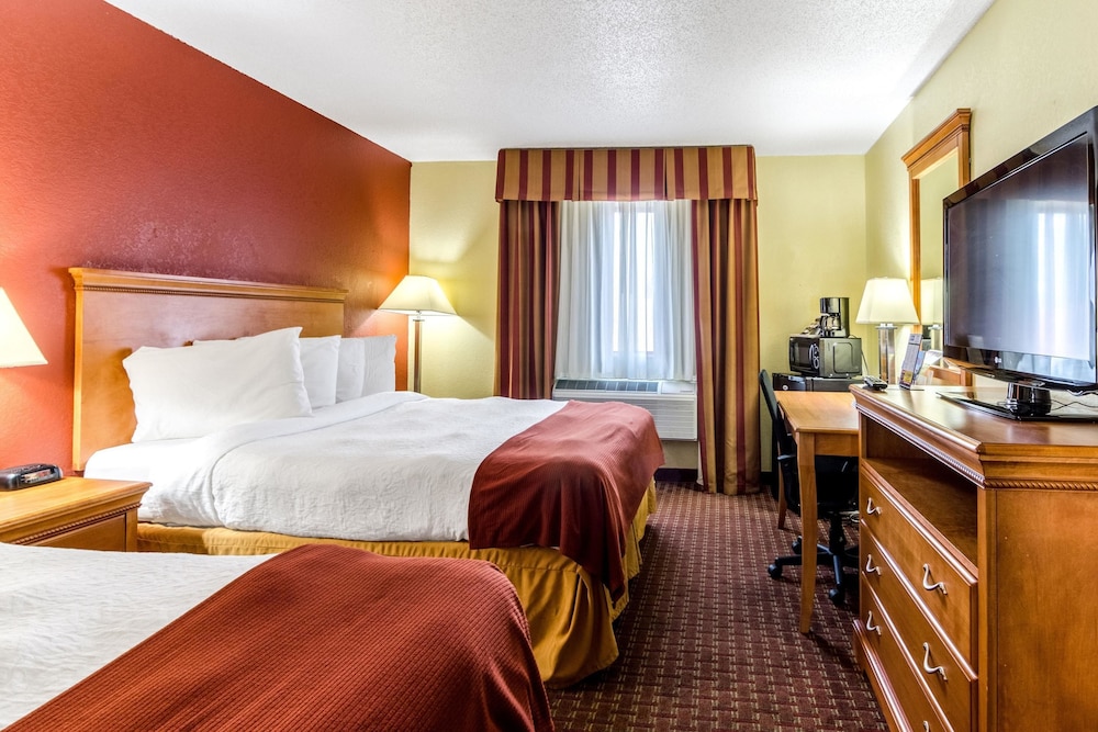 rodeway inn and suites jacksonville near camp lejeune
