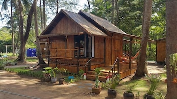 eco lanta hideaway beach resort