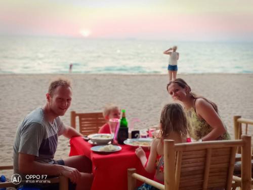 eco lanta hideaway beach resort