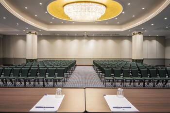 doubletree by hilton brussels city