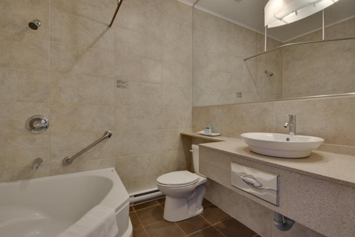 hotel le petit manoir du casino