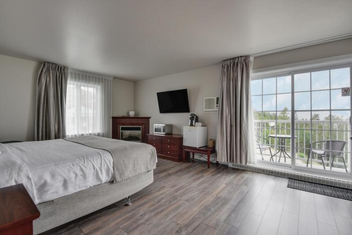 hotel le petit manoir du casino