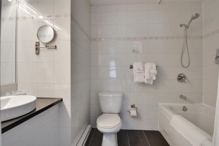 hotel le petit manoir du casino