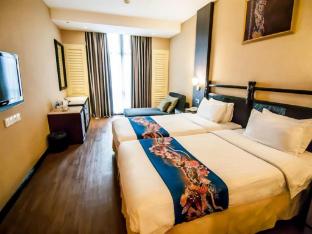 kk times square hotel