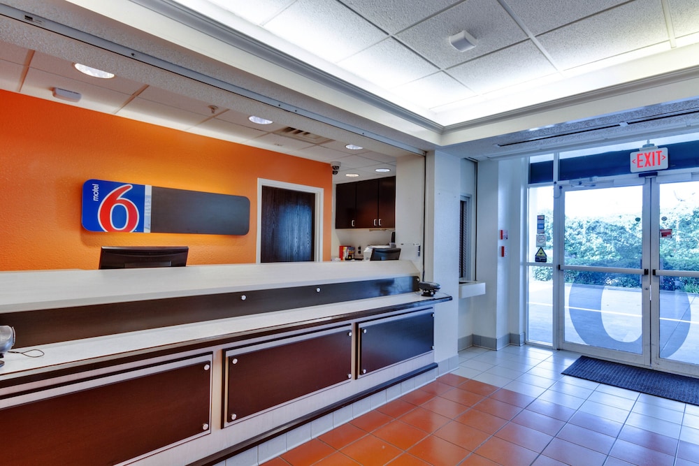 motel 6 lewisville tx dallas