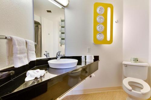 motel 6 lewisville tx dallas