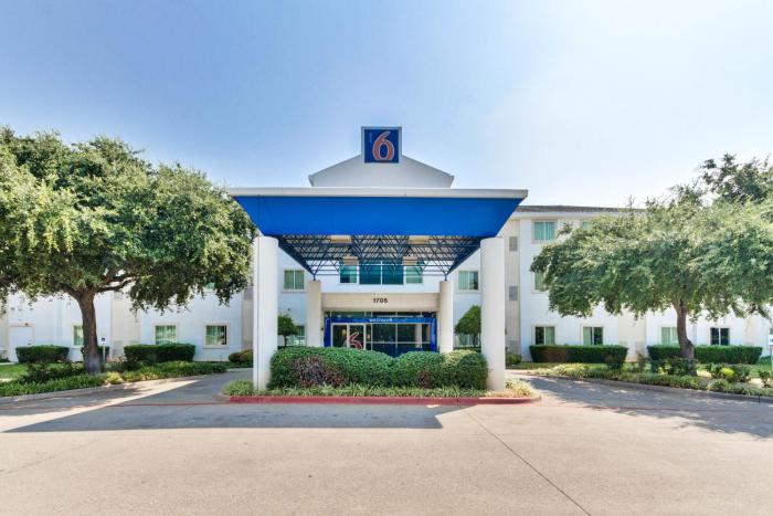 motel 6 lewisville tx dallas