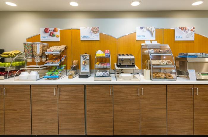 holiday inn express lexington by ihg