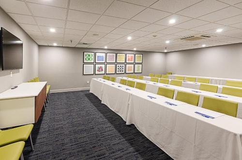 holiday inn express lexington by ihg
