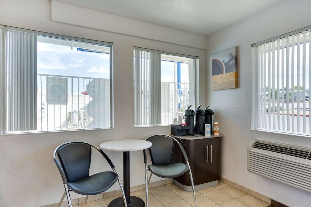 motel 6 albuquerque nm carlisle