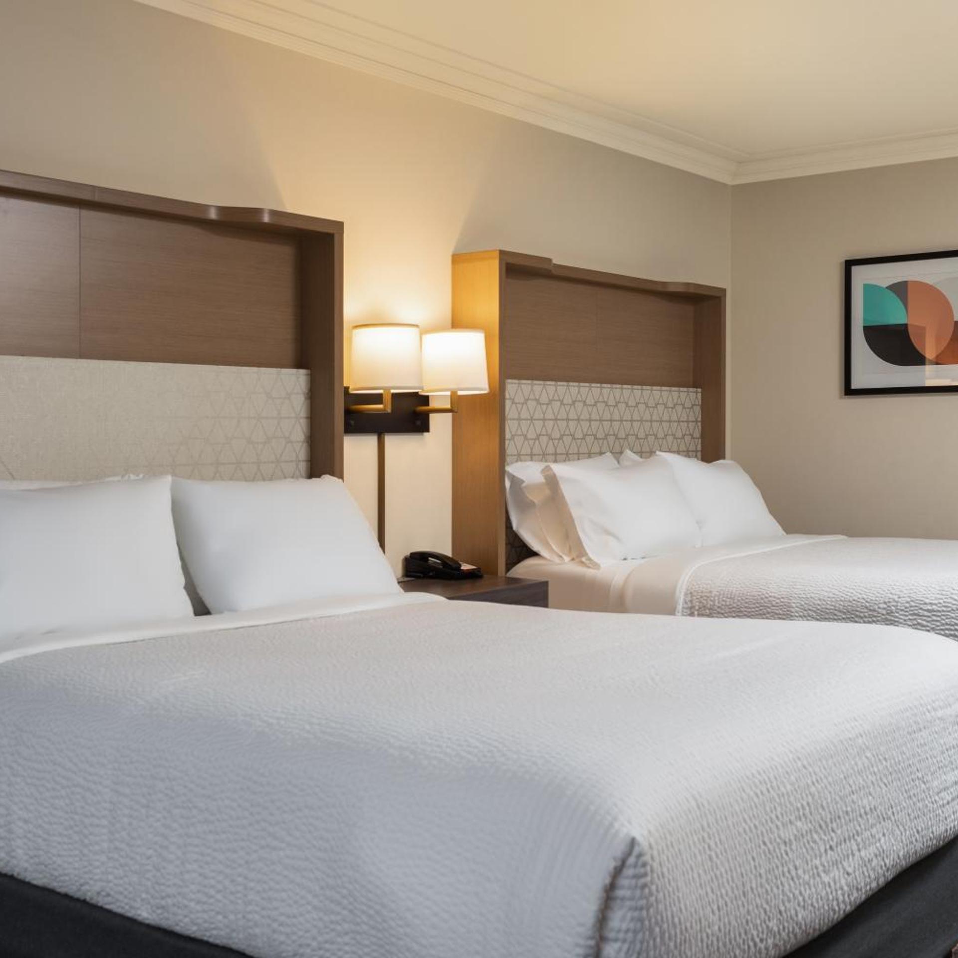 holiday inn victoria elk lake by ihg
