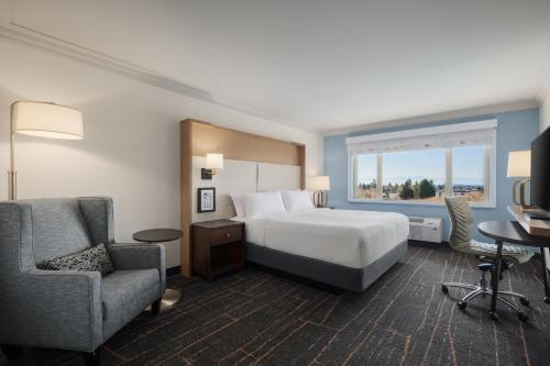 holiday inn victoria elk lake by ihg