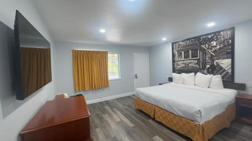 pelican inn monterey ca