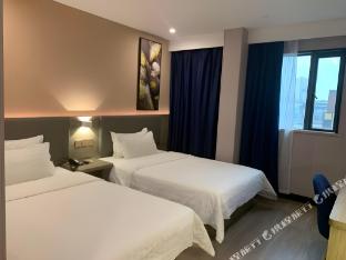 7 days inn shanghai south hongmei road branch