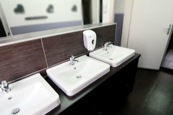 whole wide world hostel and bar