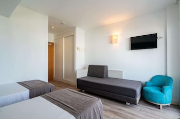 hotel thb niagara adults only