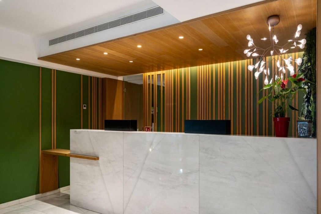 hotel thb niagara adults only