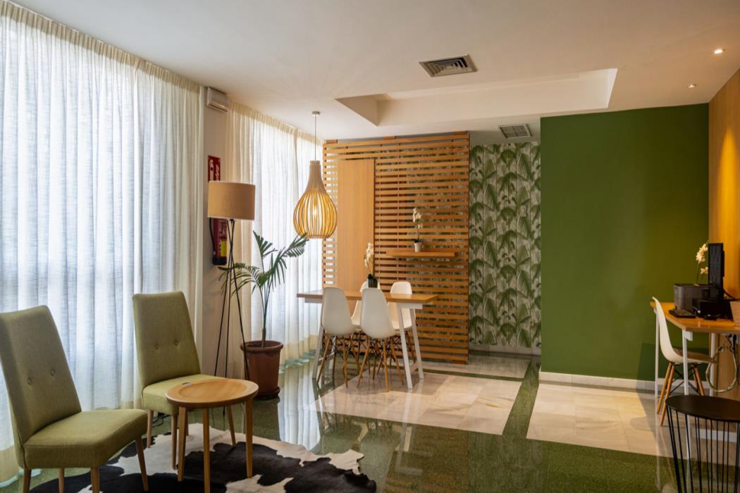 hotel thb niagara adults only