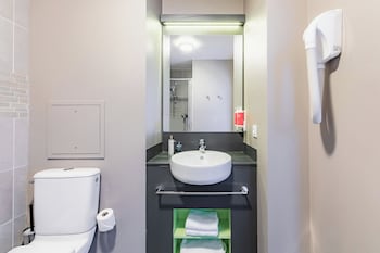 appartcity confort le bourget aeroport