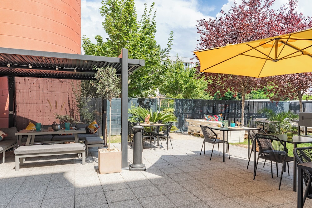 appartcity confort le bourget aeroport