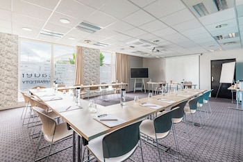 appartcity confort le bourget aeroport