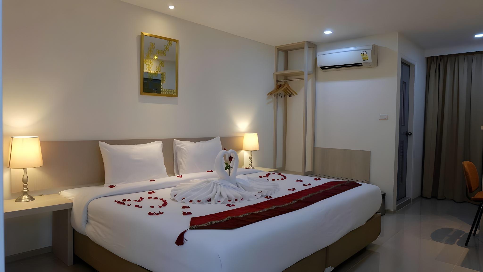 baron residence bangkok