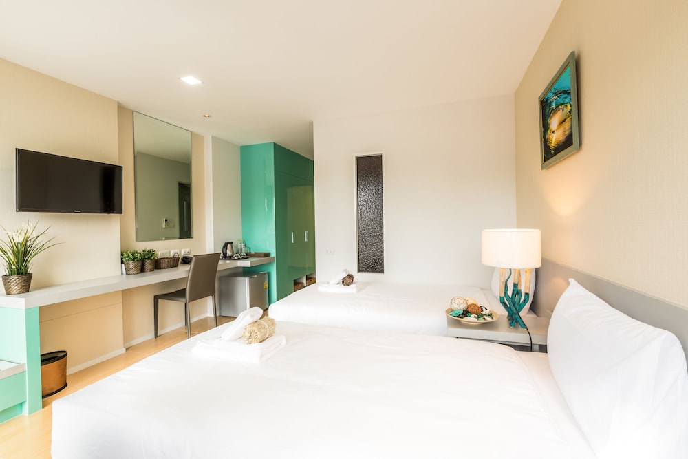 baron residence bangkok