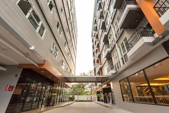 baron residence bangkok