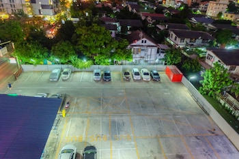 baron residence bangkok