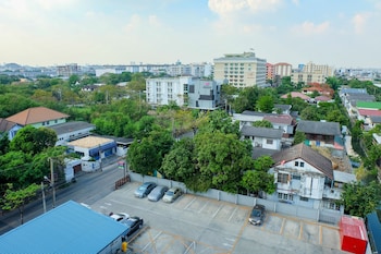 baron residence bangkok