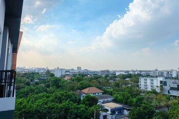 baron residence bangkok