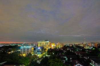 baron residence bangkok