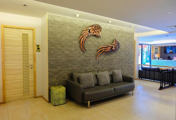 baron residence bangkok