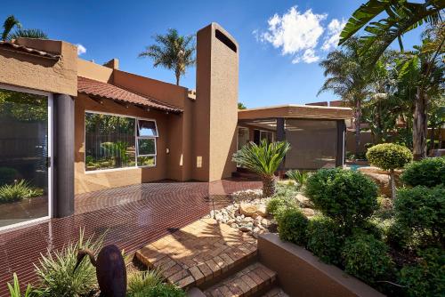 dynasty forest sandown accommodation