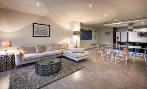 dynasty forest sandown accommodation