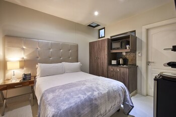 dynasty forest sandown accommodation