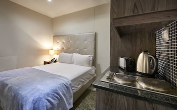 dynasty forest sandown accommodation