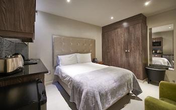 dynasty forest sandown accommodation