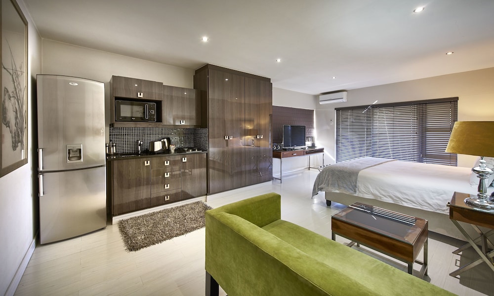 dynasty forest sandown accommodation