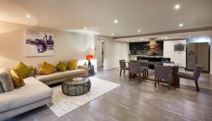 Dynasty Forest Sandown Accommodation,Sandton>>Johannesburg,4 star