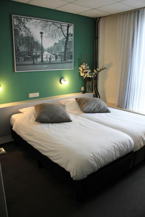 hotel de jonge heertjes