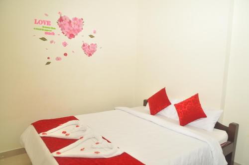 Auro Resort,Bommayapalayam>>Auroville,3 star