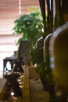 renaissance shanghai caohejing hotel