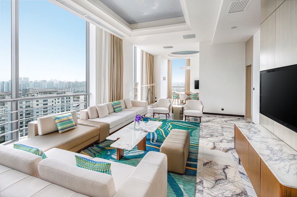 renaissance shanghai caohejing hotel