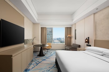 renaissance shanghai caohejing hotel