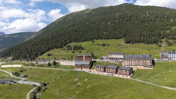 pierre and vacances andorra bordes denvalira