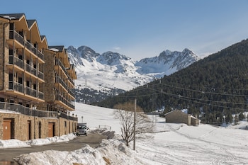 pierre and vacances andorra bordes denvalira