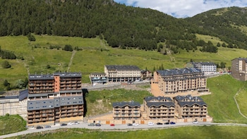 pierre and vacances andorra bordes denvalira