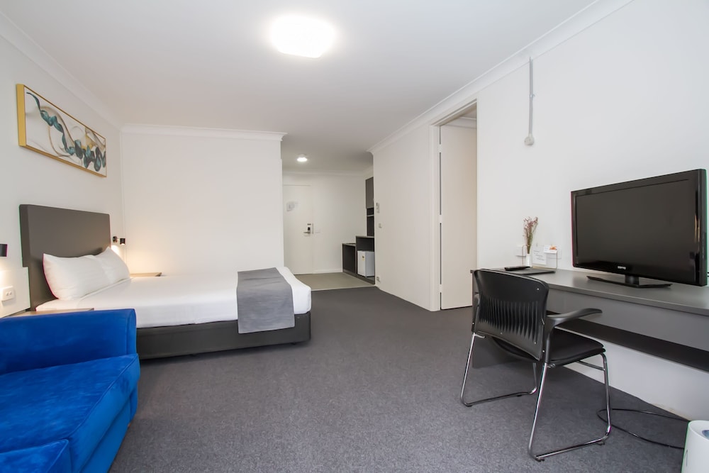 the select inn gosford