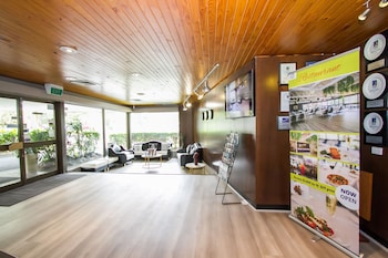 the select inn gosford